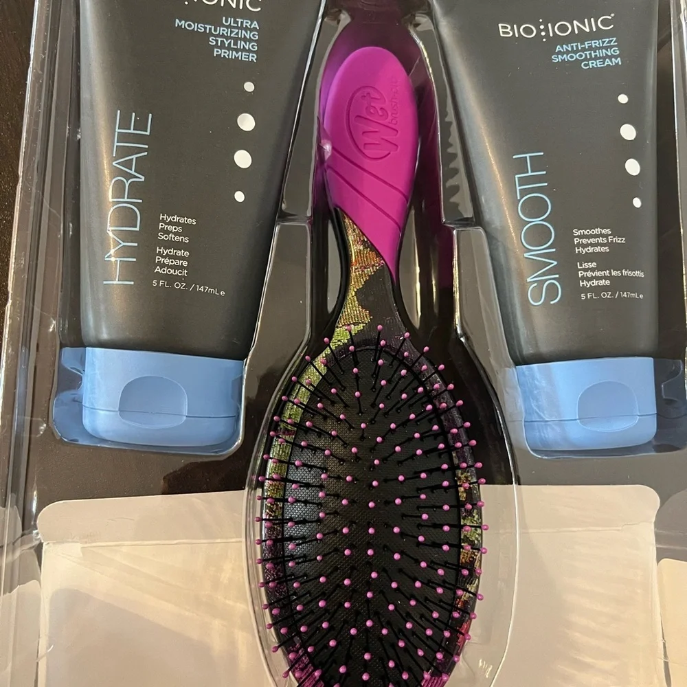 Bio Ionic Hair Care Kit with Brush